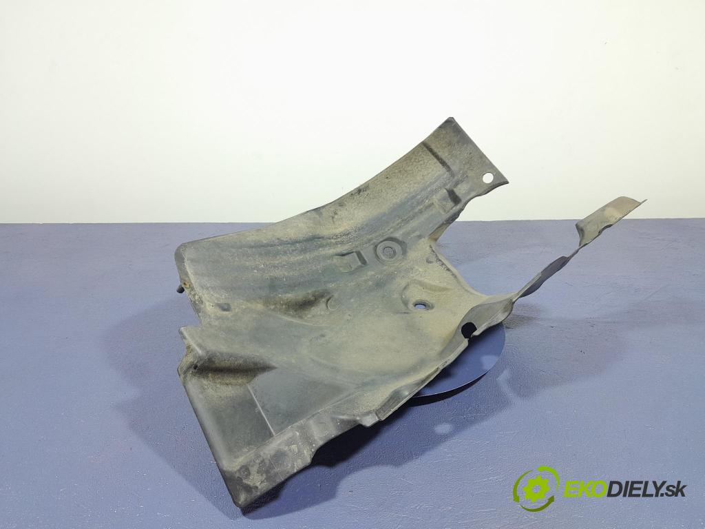 Renault Clio 2014 Blatník: Plastové: Predné 638425497R