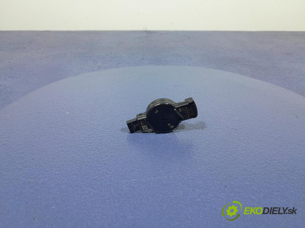 Bmw Seria 2 2021 snímač Dážď: / Twilight: 9873612