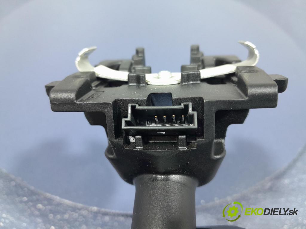 Bmw Seria 2 2021 zrkadlo Vnútri: 6838309