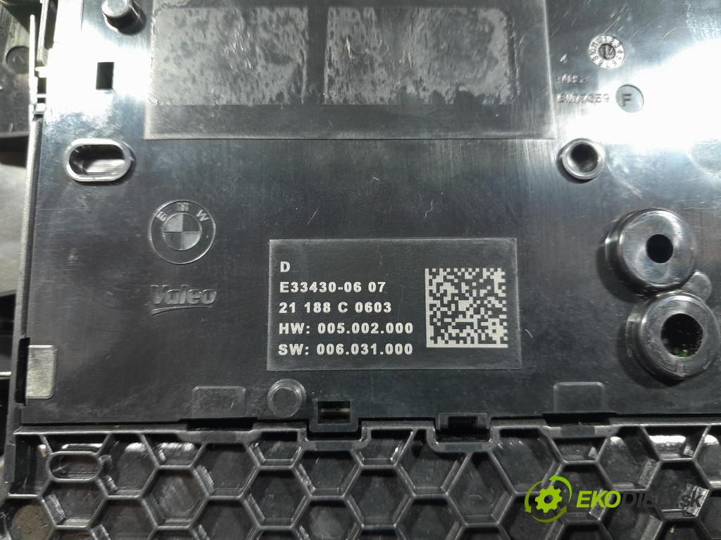 Bmw Seria 2 2021 Svietidlá: Vnútri: