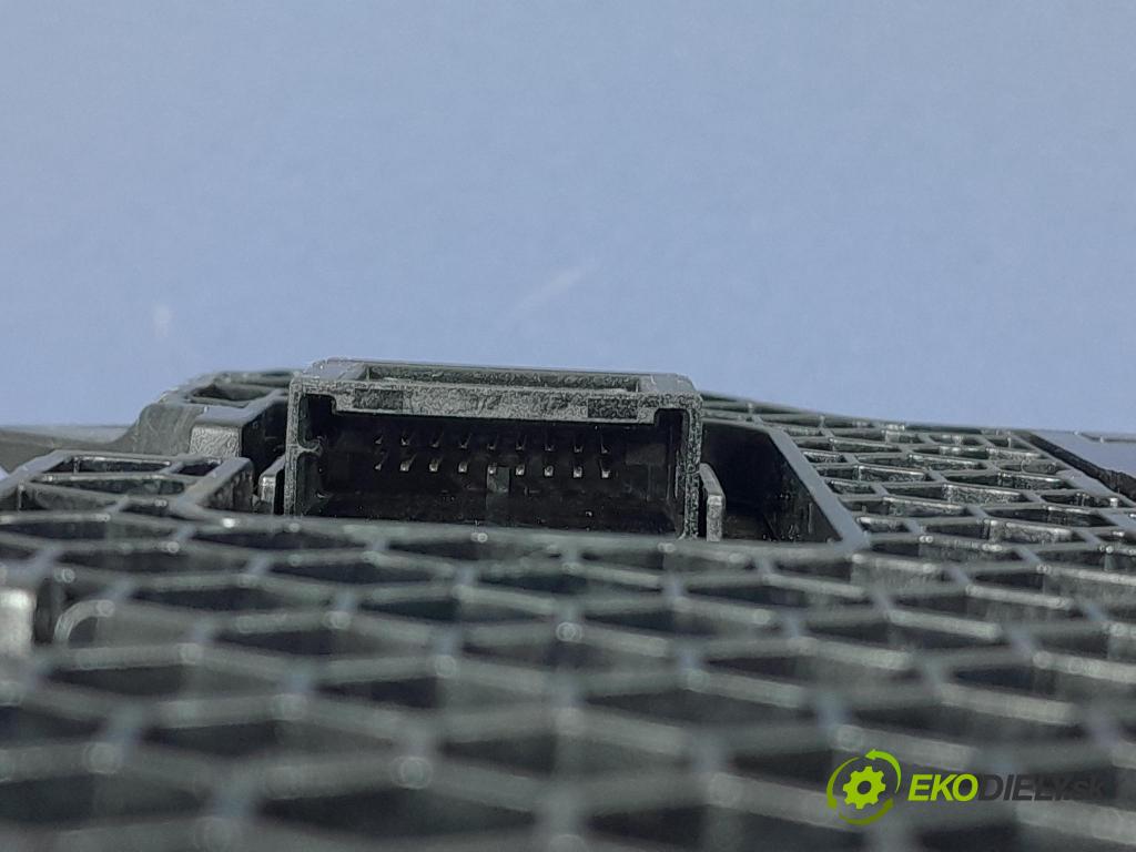 Bmw Seria 2 2021 Svietidlá: Vnútri: 