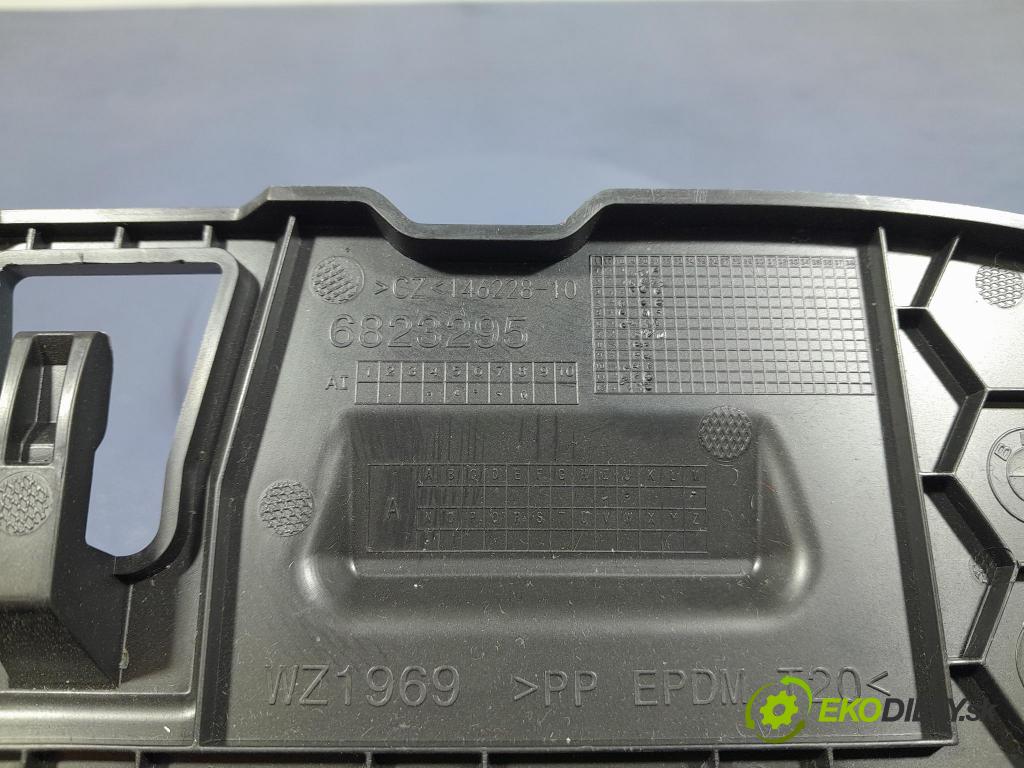 Bmw Seria 2 2021 kryt Plast: Interiéry: 6823295