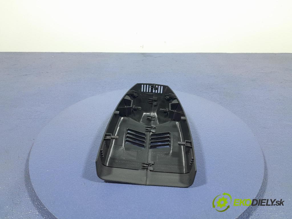 Bmw Seria 2 2021 kryt Plast: Interiéry: 6996943