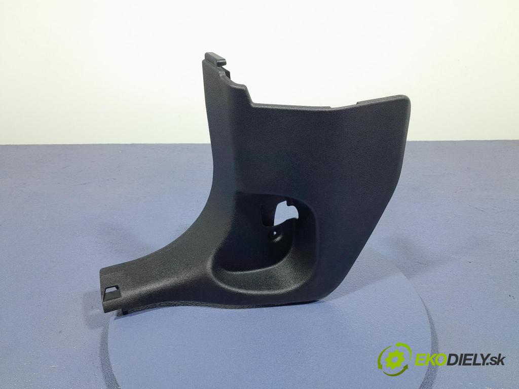 Bmw Seria 2 2021 kryt Plast: Interiéry: 7444935