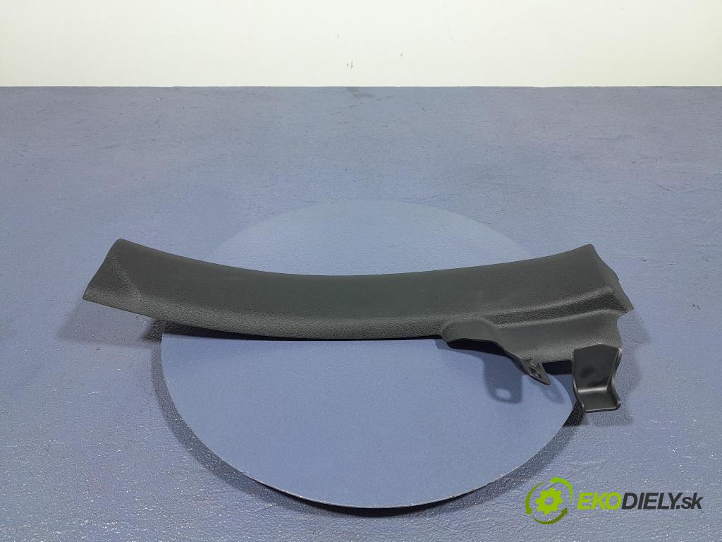 Bmw Seria 2 2021 kryt Plast: Interiéry: 7475710