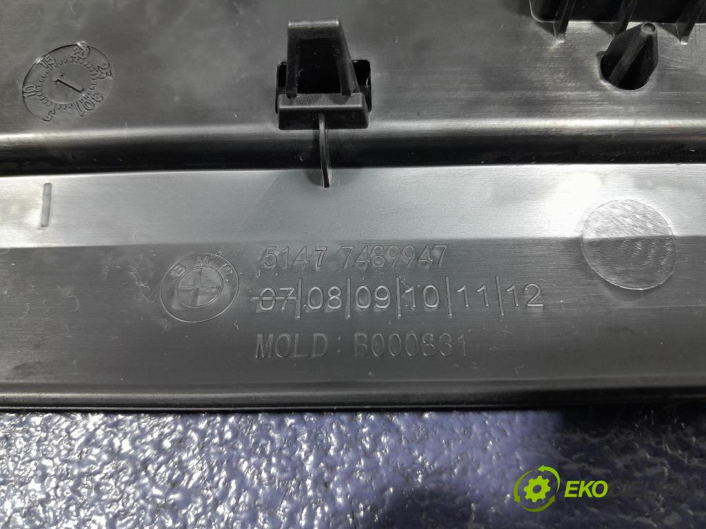 Bmw Seria 2 2021 kryt Plast: Interiéry: 7489947