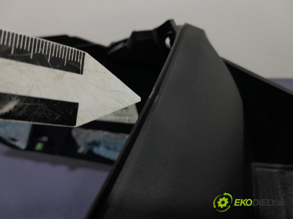 Bmw Seria 2 2021 loketní opěrka