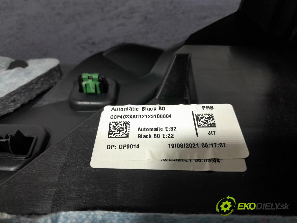 Bmw Seria 2 2021 loketní opěrka