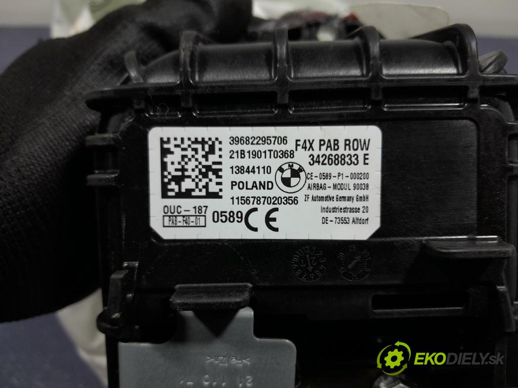 Bmw Seria 2 2021 kokpit,přistrojova deska 