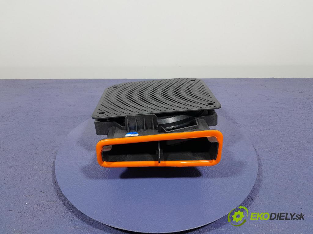 Bmw Seria 2 2021 Reproduktor / Subwoofer: 7928000