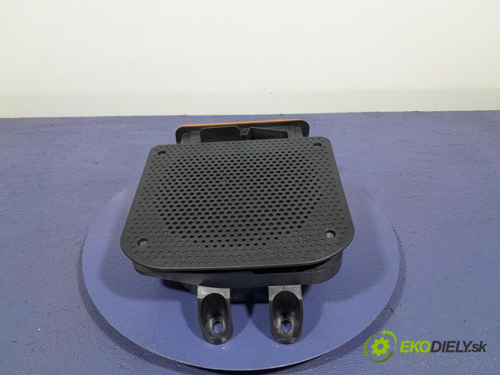 Bmw Seria 2 2021 Reproduktor / Subwoofer: 7927999