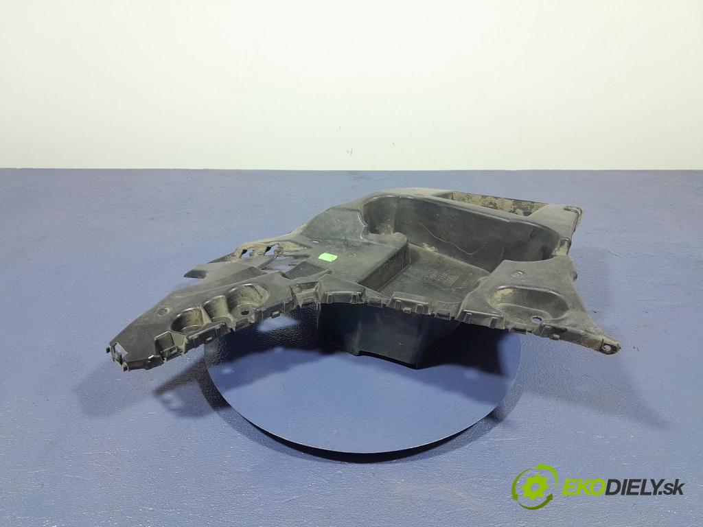 Bmw Seria 2 2021 Upevnenie: narazník 7477435