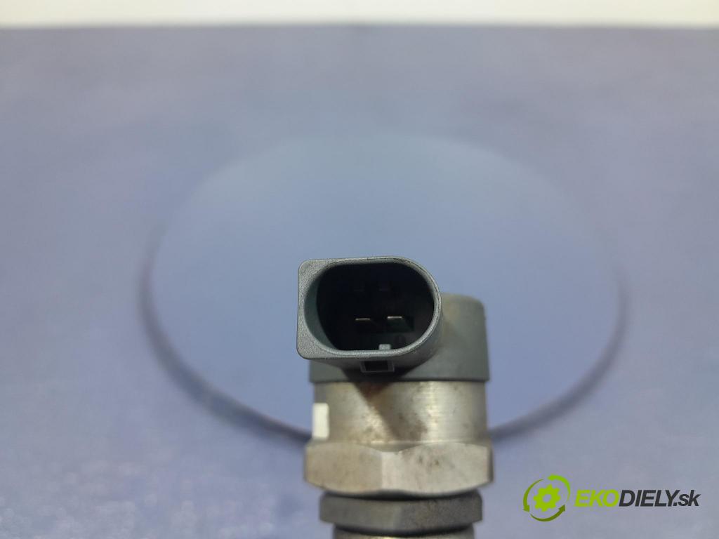 Vw Passat 2009 lišta Dodávka: 03L089C