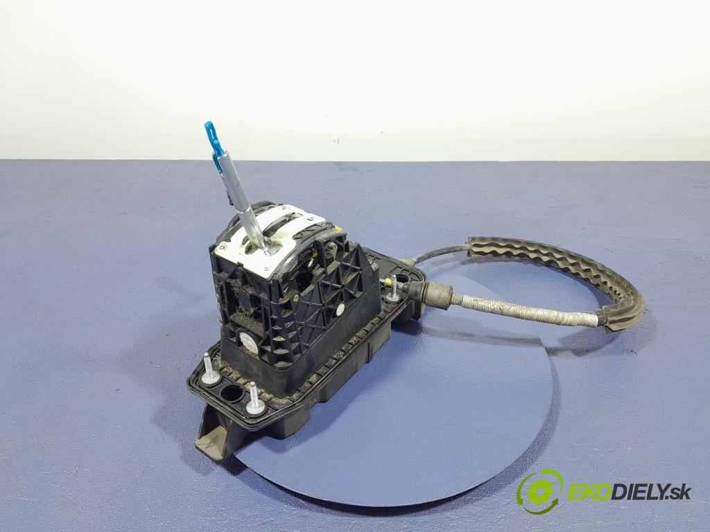 Vw Passat 2009 Páka: Zmeny: 3C1713025H