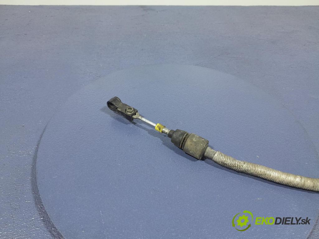 Vw Passat 2009 Páka: Zmeny: 3C1713025H