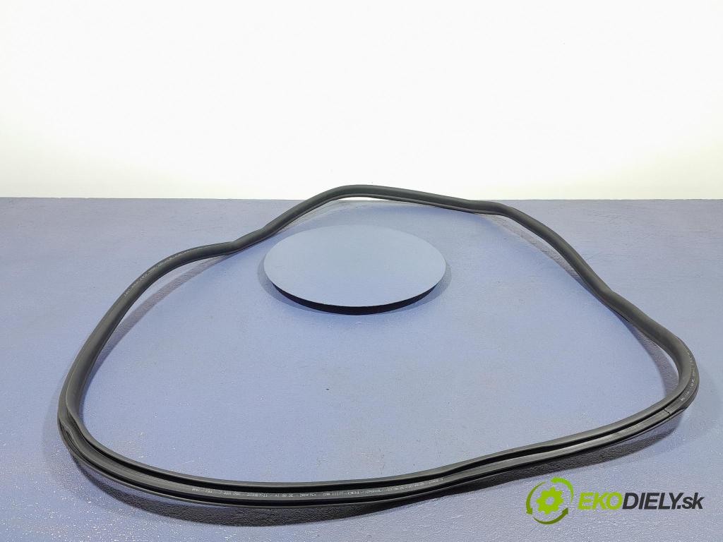 Bmw Seria 2 2021 Těsnění: dvere 7483095