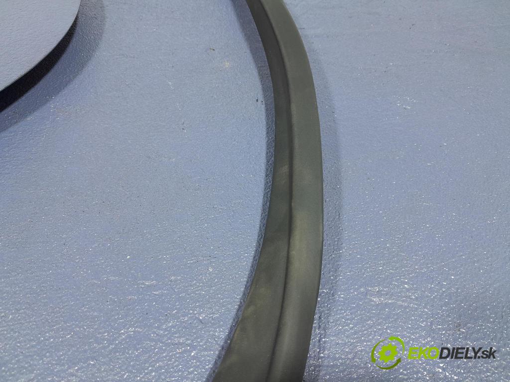 Bmw Seria 2 2021 Těsnění: dveře 7483099