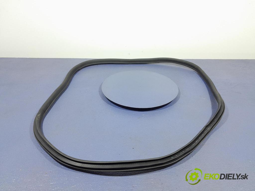 Bmw Seria 2 2021 Těsnění: dveře 7483099