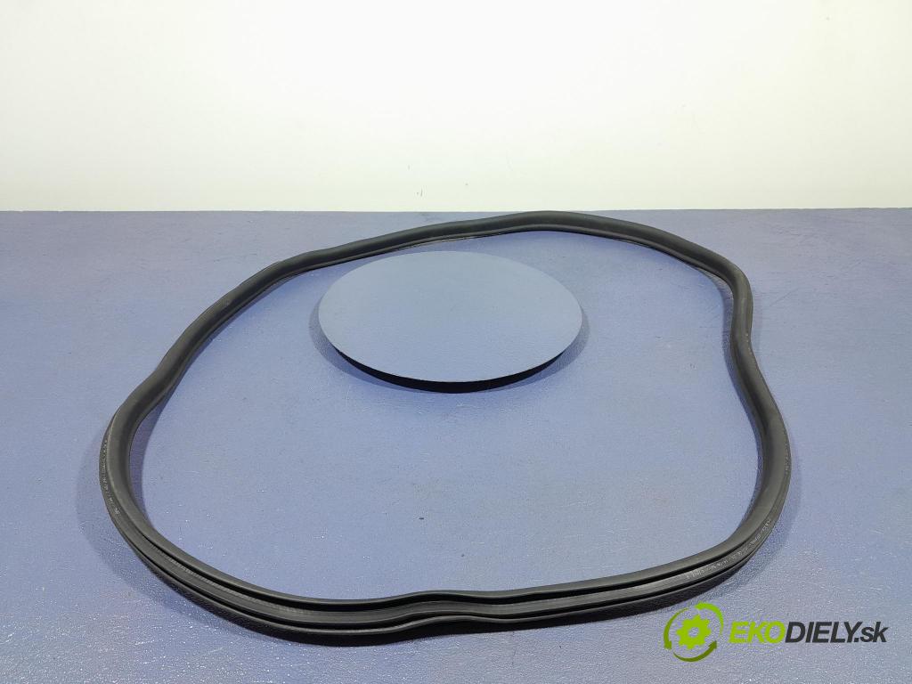 Bmw Seria 2 2021 Těsnění: dveře 7483099