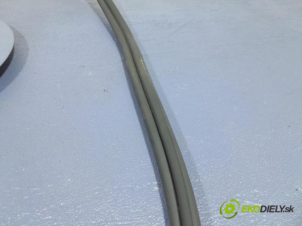 Bmw Seria 2 2021 Těsnění: Kryty: kufra: 7292144