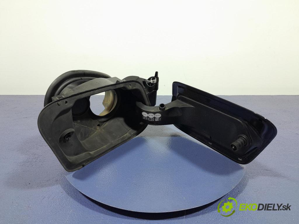 Bmw Seria 2 2021 Klapka nádrže paliva 7487255