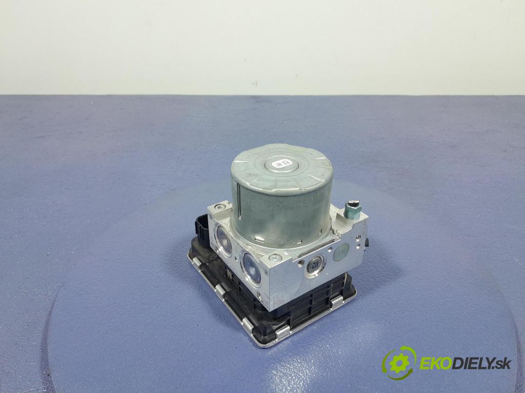 Bmw Seria 2 2021 čerpadlo ABS x 5A2EDD5