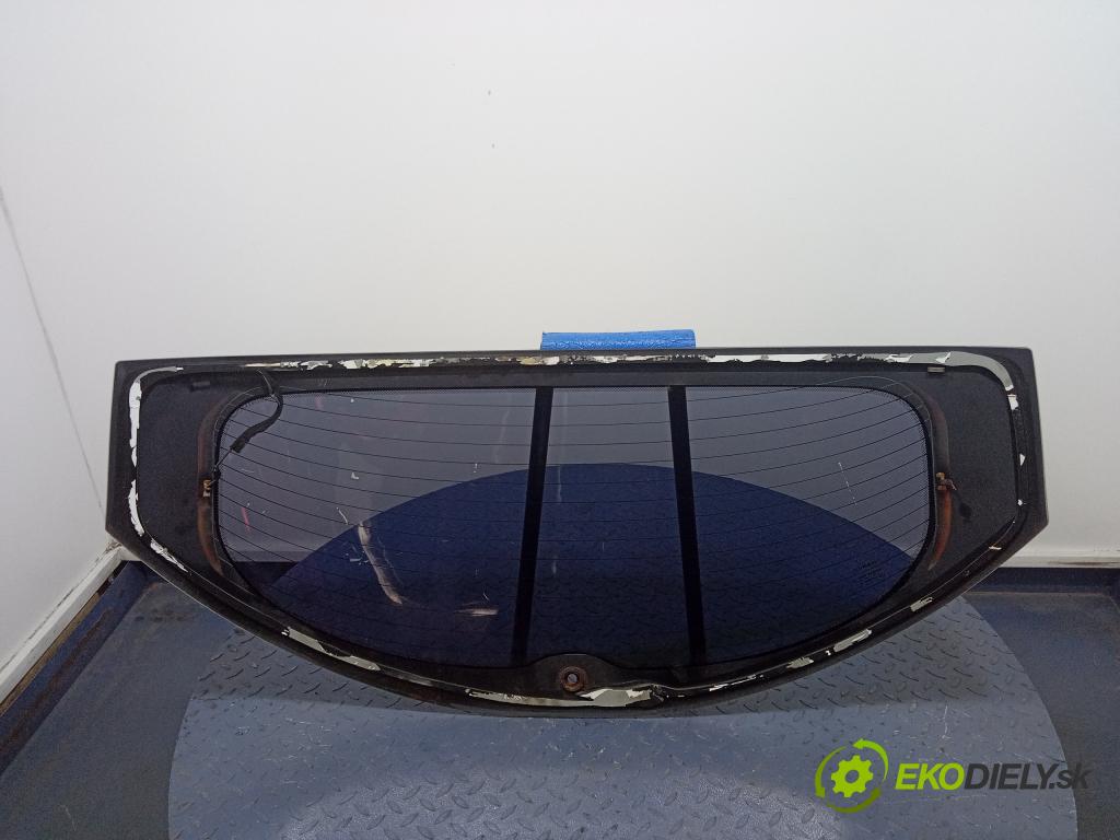 Renault Megane 2009 sklo zadna 01