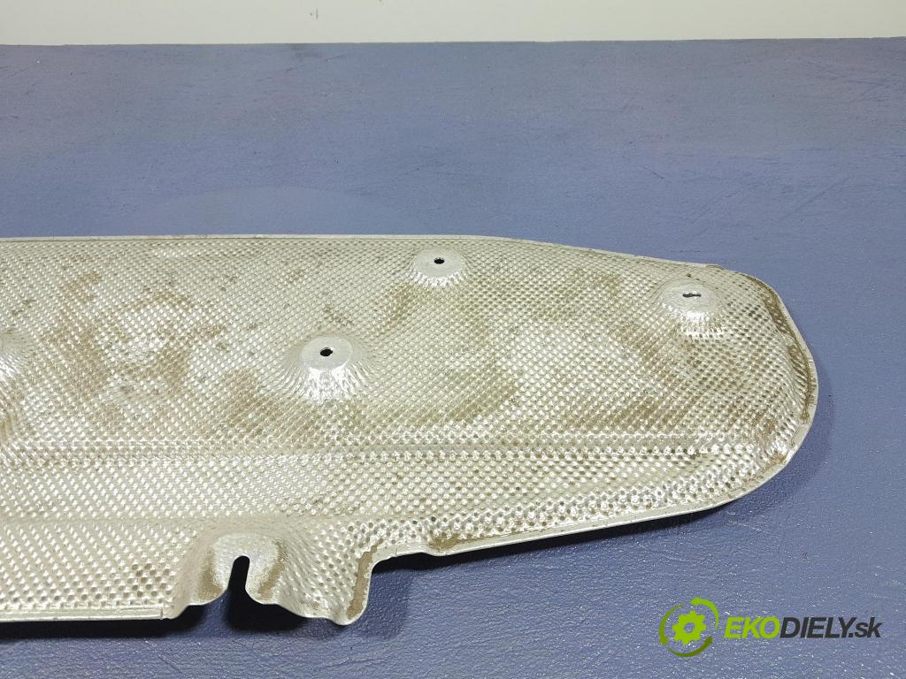 Bmw Seria 2 2021 kryt Tepelné: 9464545