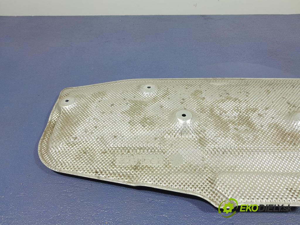 Bmw Seria 2 2021 kryt Tepelné: 9464545