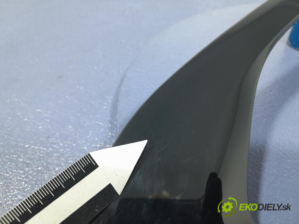 Bmw Seria 2 2021 lišta Dekoratívní: