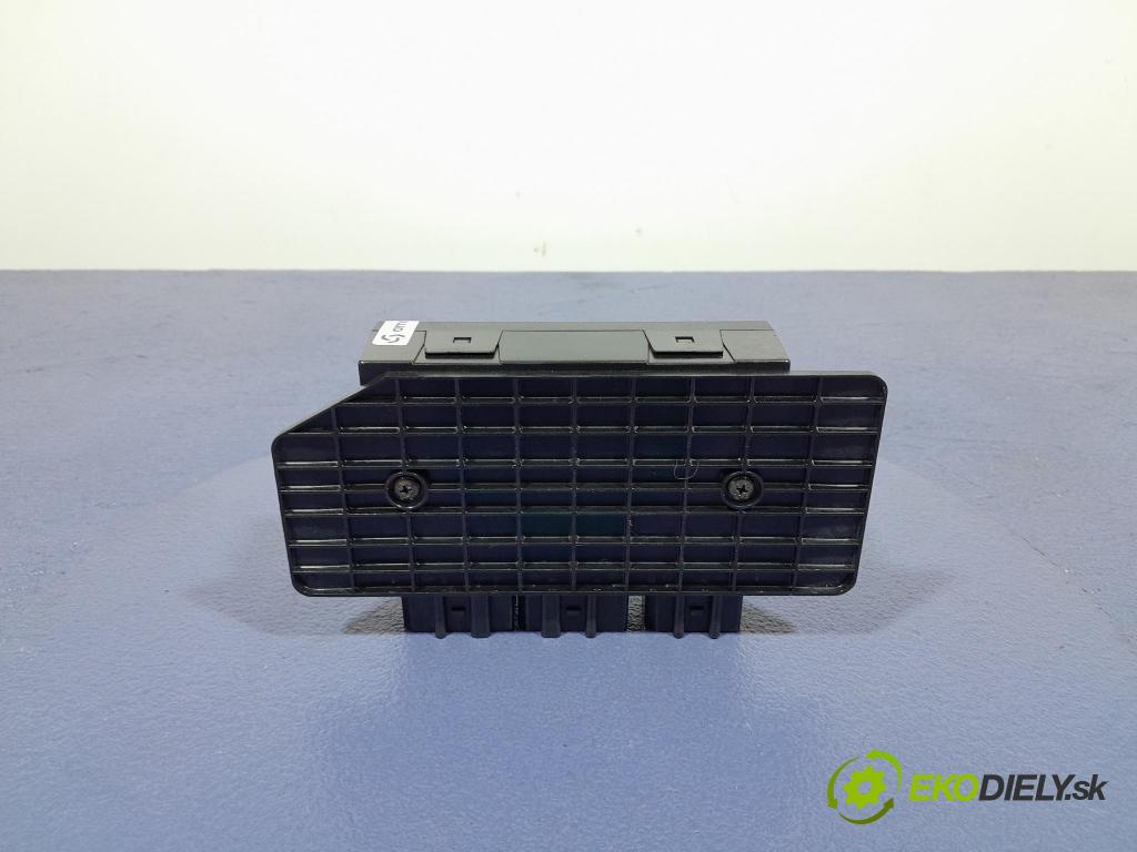 Vw Passat 2004 riadiaca jednotka Komfortu 1C0959799A