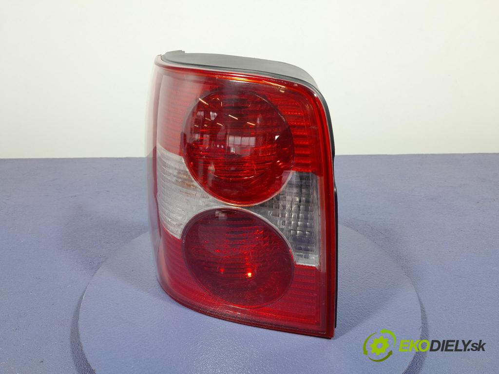 Vw Passat 2004 svetlo / reflektor zad ľavá Vonkajsia: