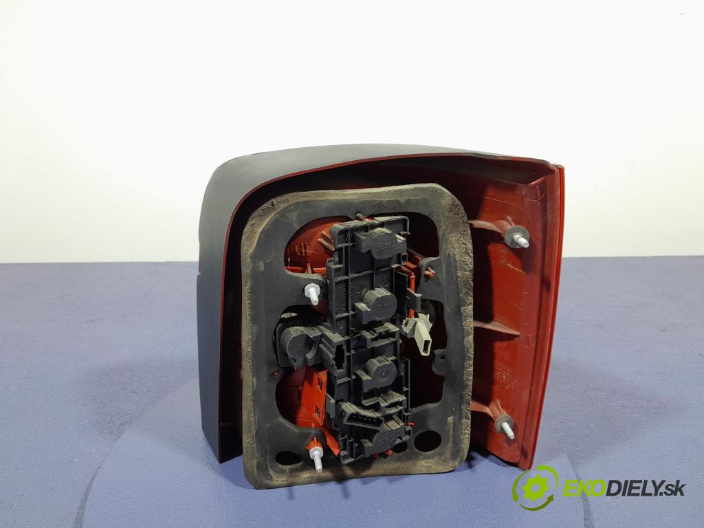 Vw Passat 2004 svetlo / reflektor zad ľavá Vonkajsia: