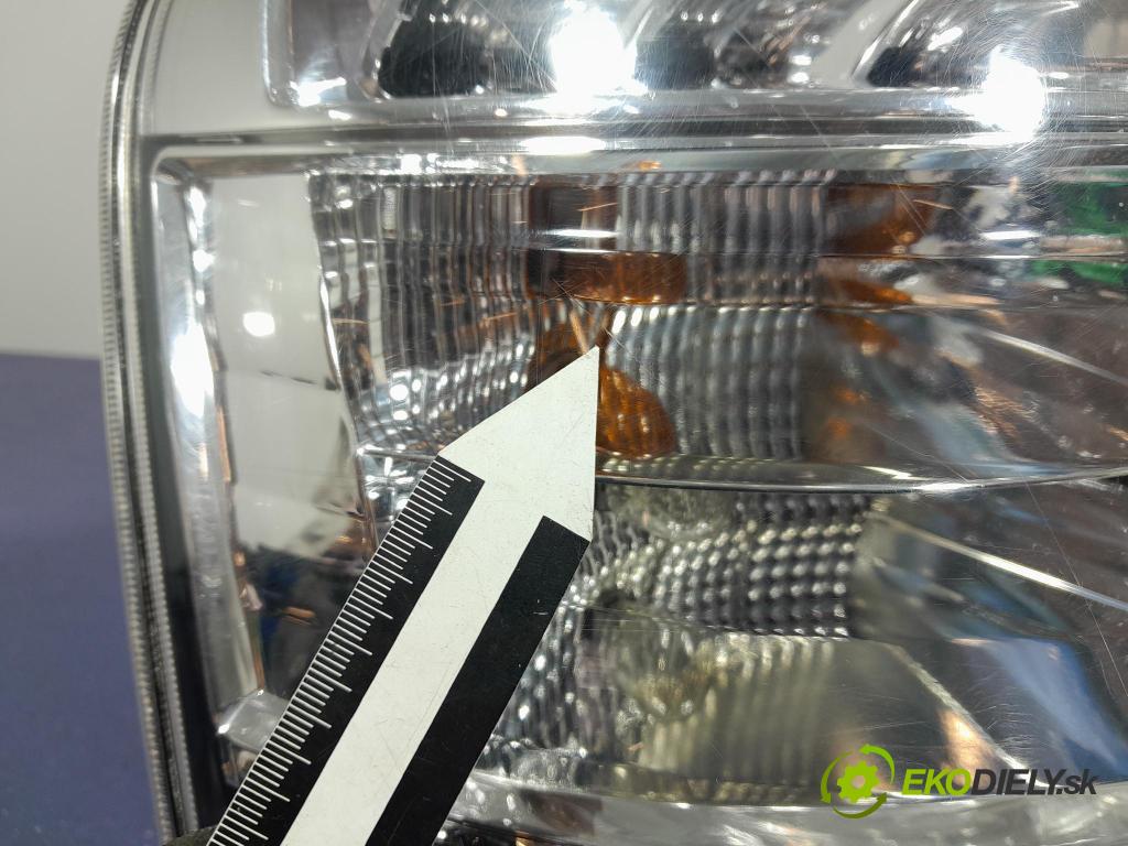 Toyota Prius 2007 svetlo / reflektor zad ľavá Vonkajsia: A046040