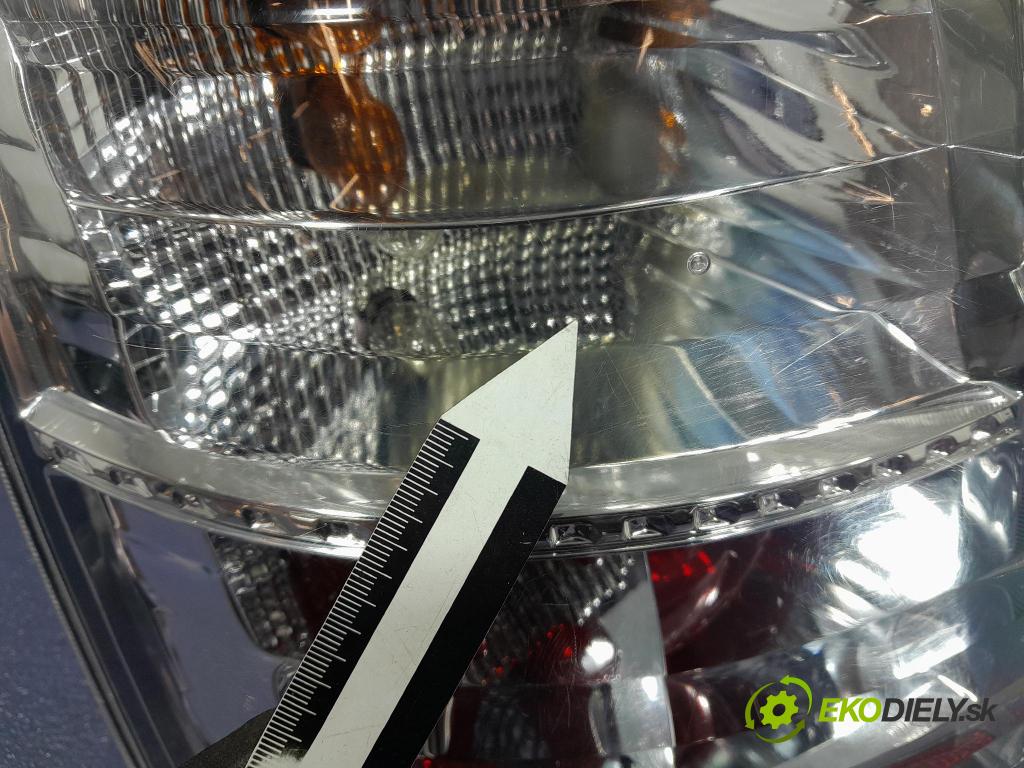 Toyota Prius 2007 svetlo / reflektor zad ľavá Vonkajsia: A046040