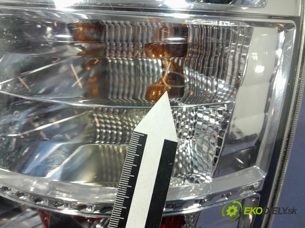 Toyota Prius 2007 svetlo / reflektor zad Prava: Vonkajsia: A046040