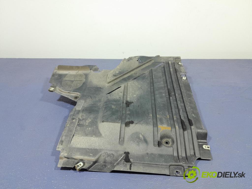 Bmw Seria 2 2021 kryt Plast: podvozek: 7436655