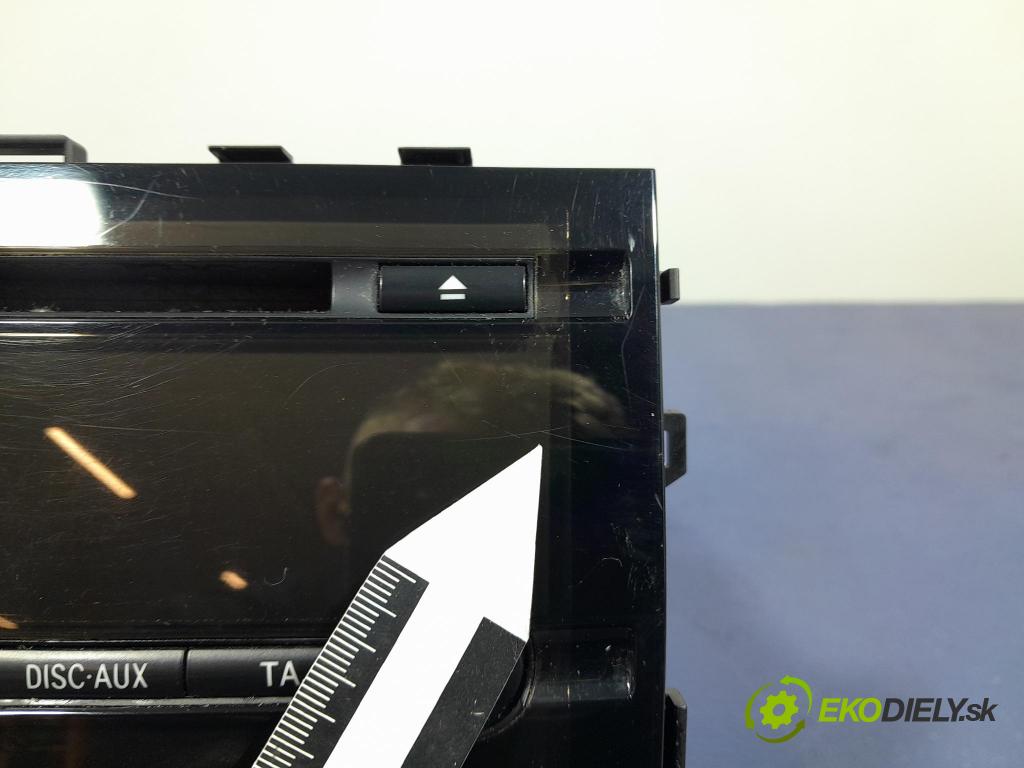 Toyota Prius 2007 Radio I Navigácia: 86120-47220