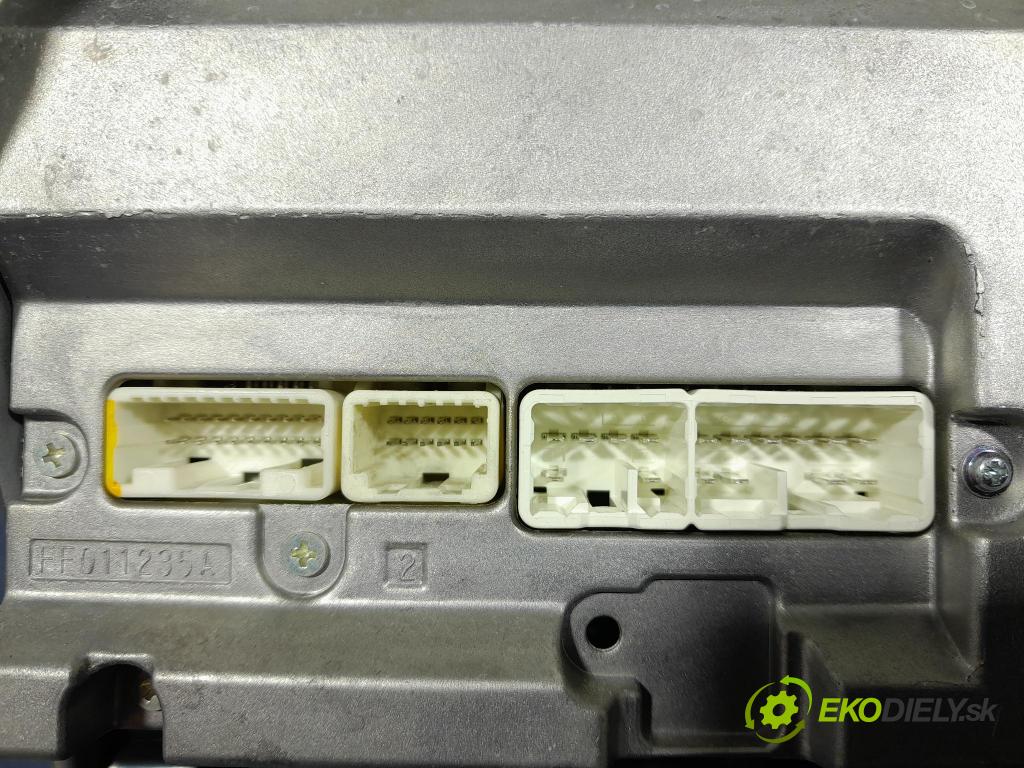 Toyota Prius 2007 Radio I Navigácia: 86120-47220