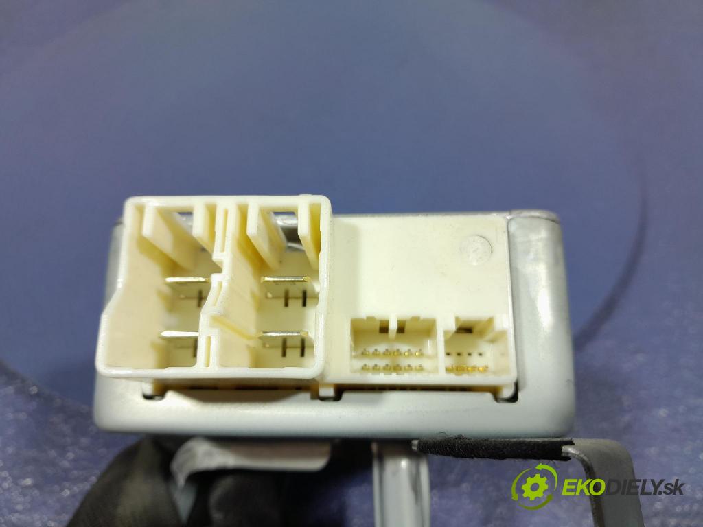 Toyota Prius 2007 riadiaca jednotka 89650 -47210