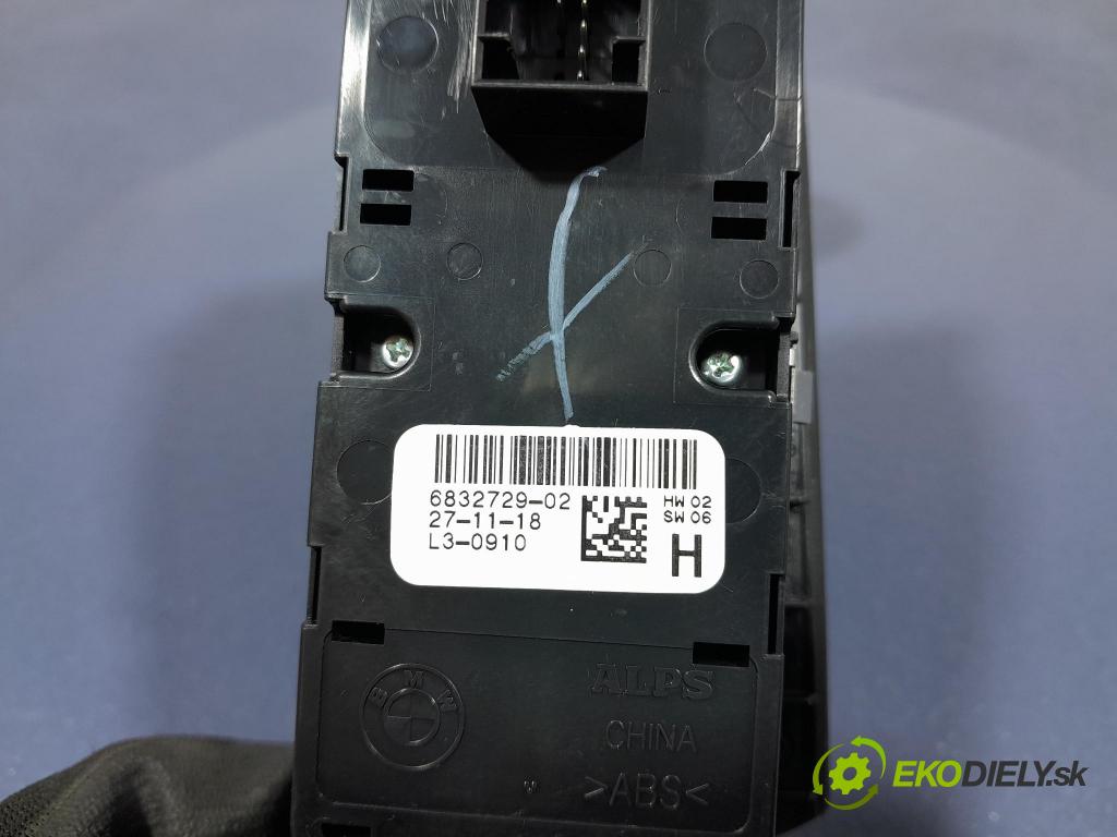 Bmw M5 2019 Přepínač Sklenka: 6832729