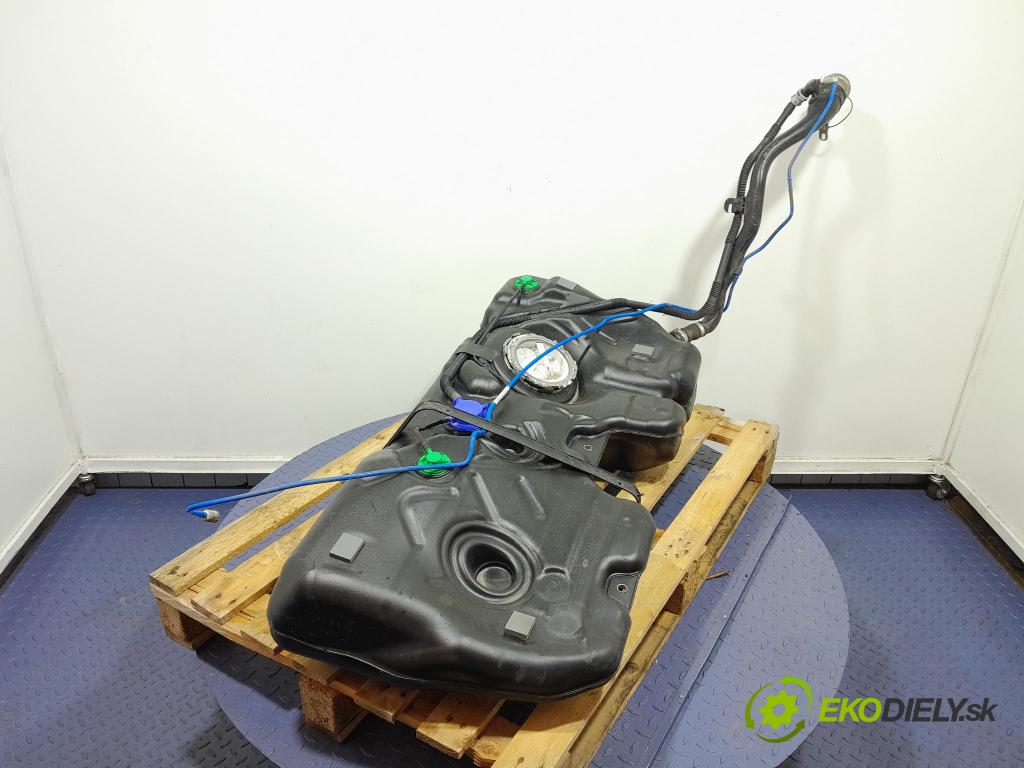 Bmw Seria 2 2021 Nádrž: paliva 7465135