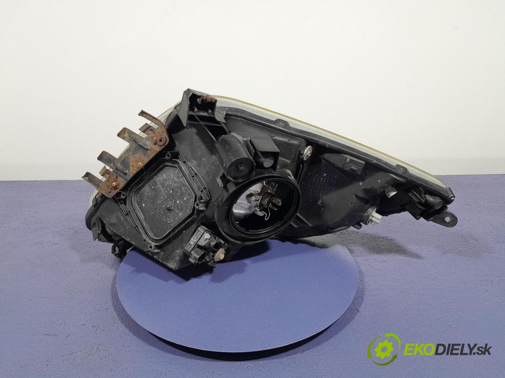 Toyota Prius 2007 Reflektor: v pravo: