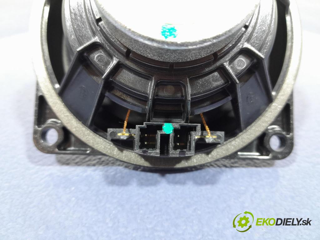 Bmw M5 2019 Mluvčí: / Subwoofer: 9368383