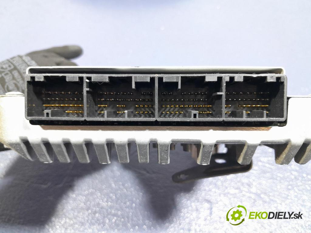 Toyota Prius 2007 riadiaca jednotka 89540-47100