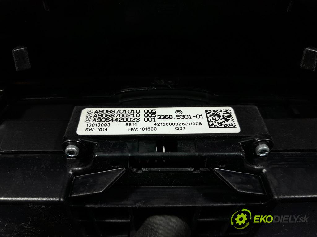 Mercedes Sprinter 2016 kryt Plast: Interiéry: A9066800017