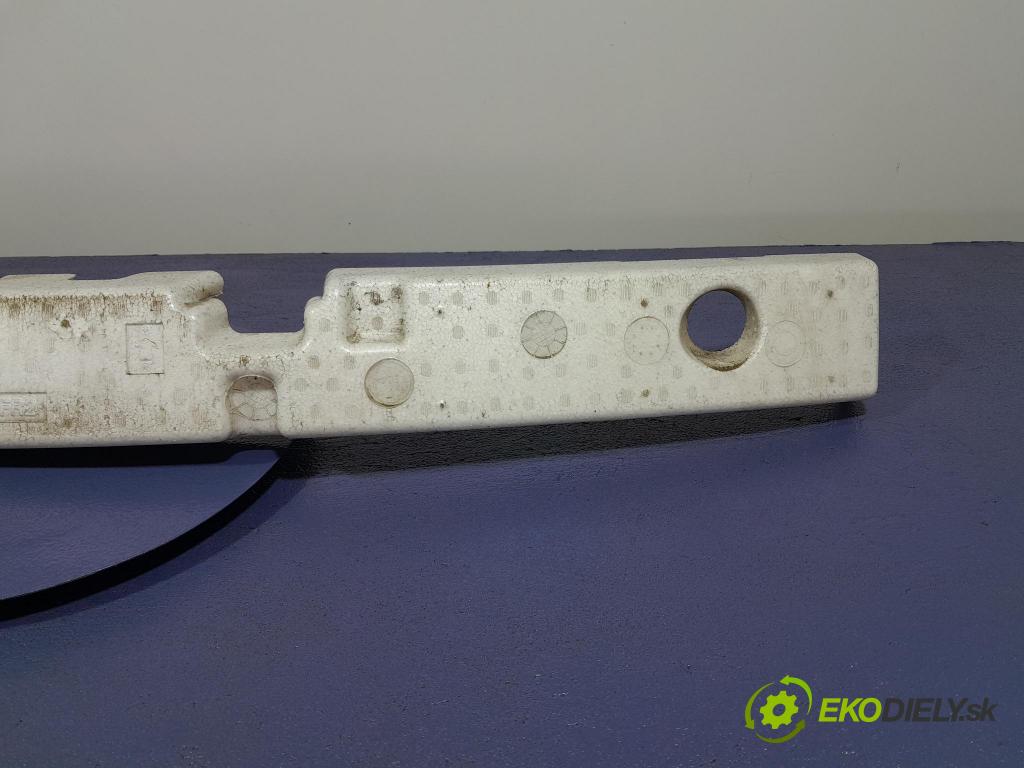 Toyota Prius 2007 výztuha narazník před 52611-47030