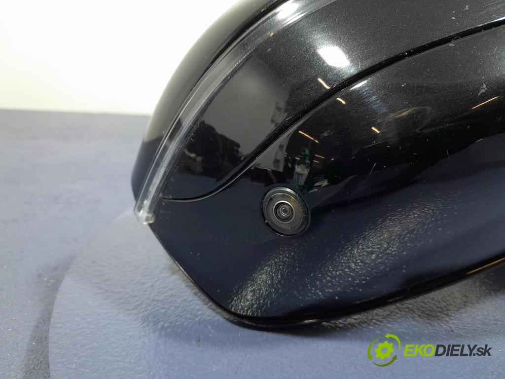 Bmw M5 2019 zrkadlo pravé