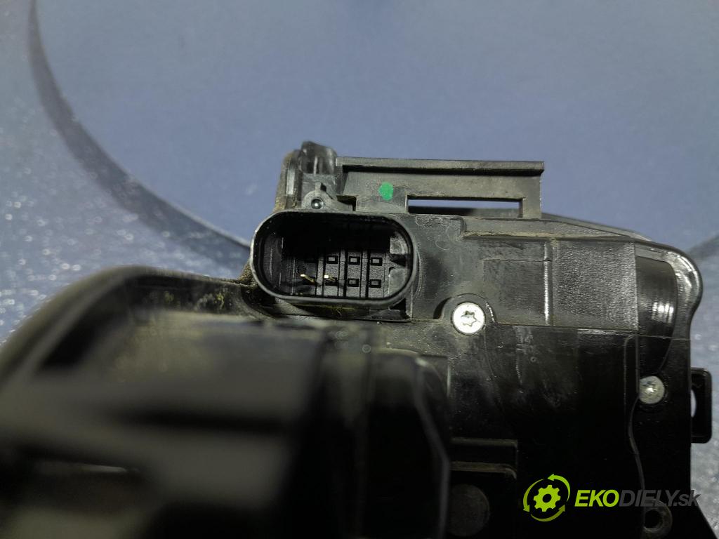 Bmw M5 2019 zámok dvere Predné Vľavo: 7477699