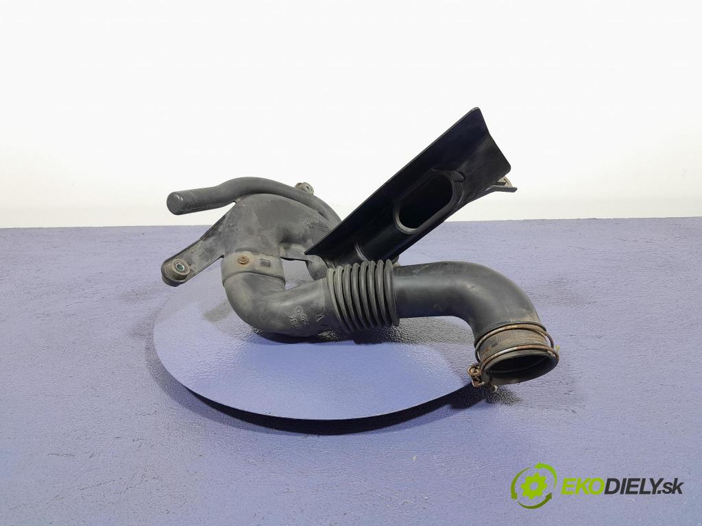 Toyota Prius 2007 rúrka Vzduch: GF491-02670